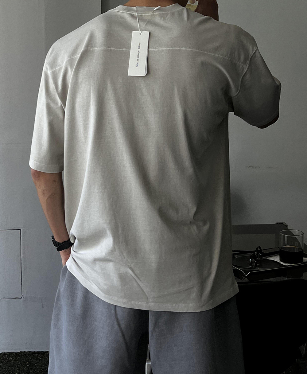 반팔 티셔츠 모델 착용 이미지-S1L26