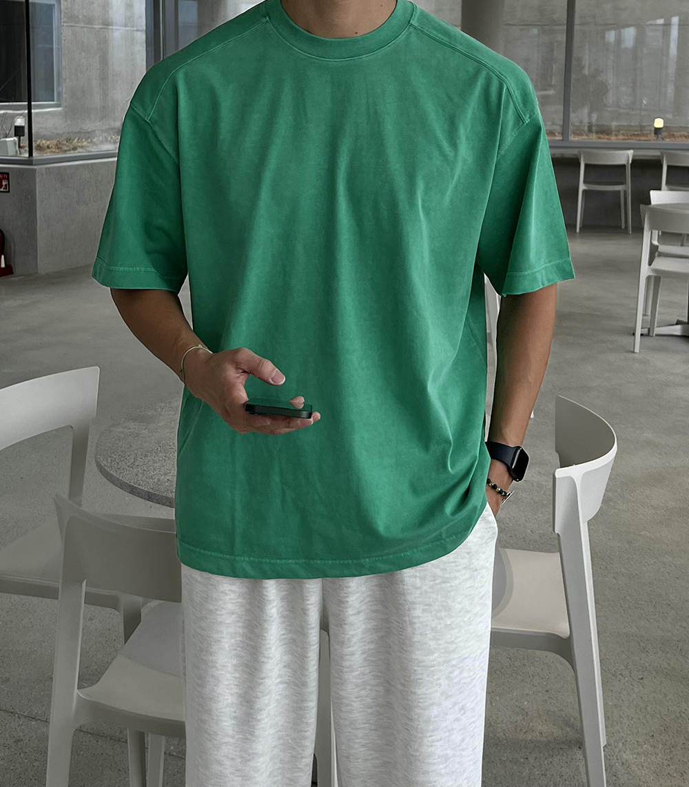 반팔 티셔츠 모델 착용 이미지-S1L36
