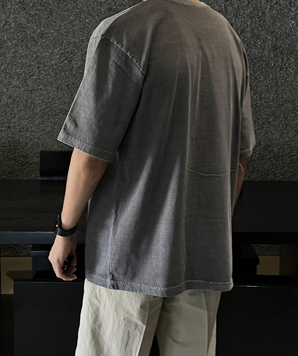 반팔 티셔츠 모델 착용 이미지-S1L36